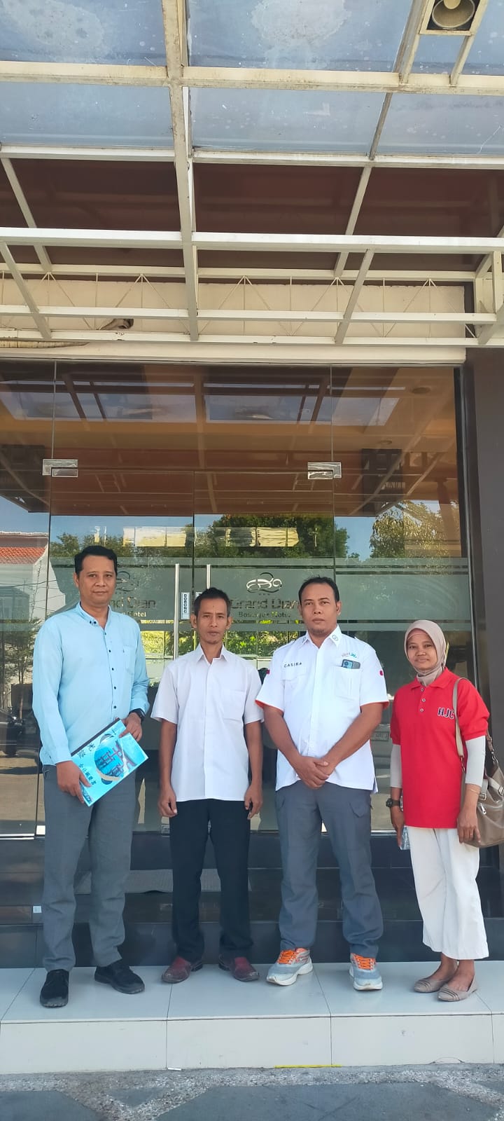Diskusi bersama Executive Manager Hotel Grand Dian. Alhamdulillah, proposal kerja sama untuk praktik building cleaning dan bed making perhotelan telah