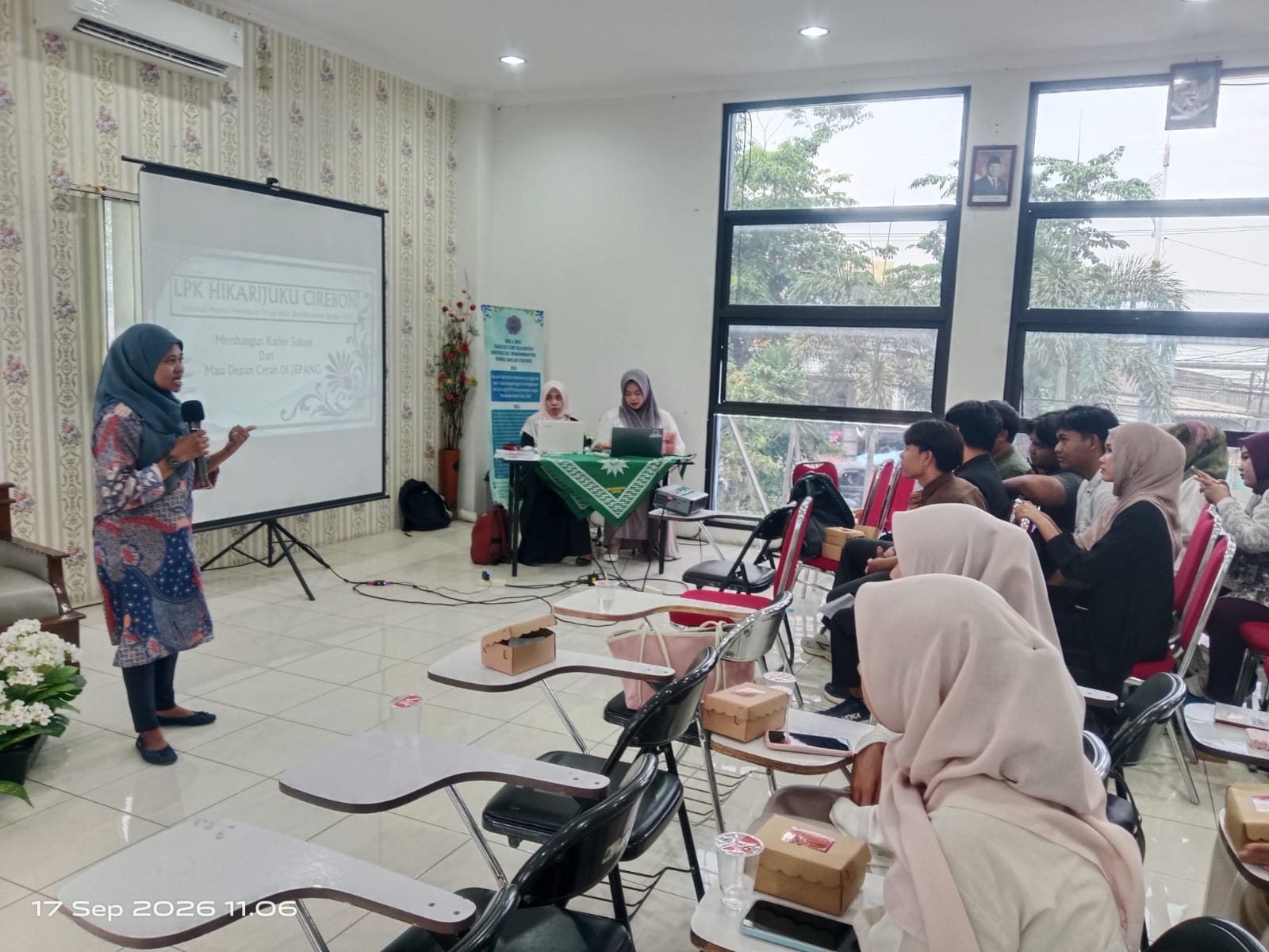 PEREKRUTAN SISWA DI KAMPUS UMMADA UNTUK JOB KAIGO PENEMPATAN DI RUMAH SAKIT YANG ADA DI JEPANG